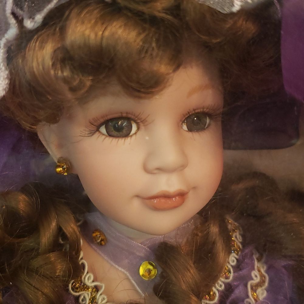 Brand New in Box Vintage Collectible Memories Porcelain Doll "Lara"